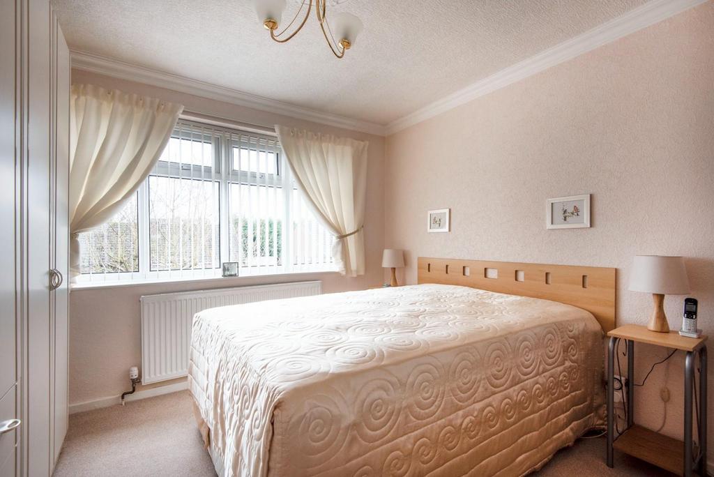 3 Ringway Ave.2.jpg