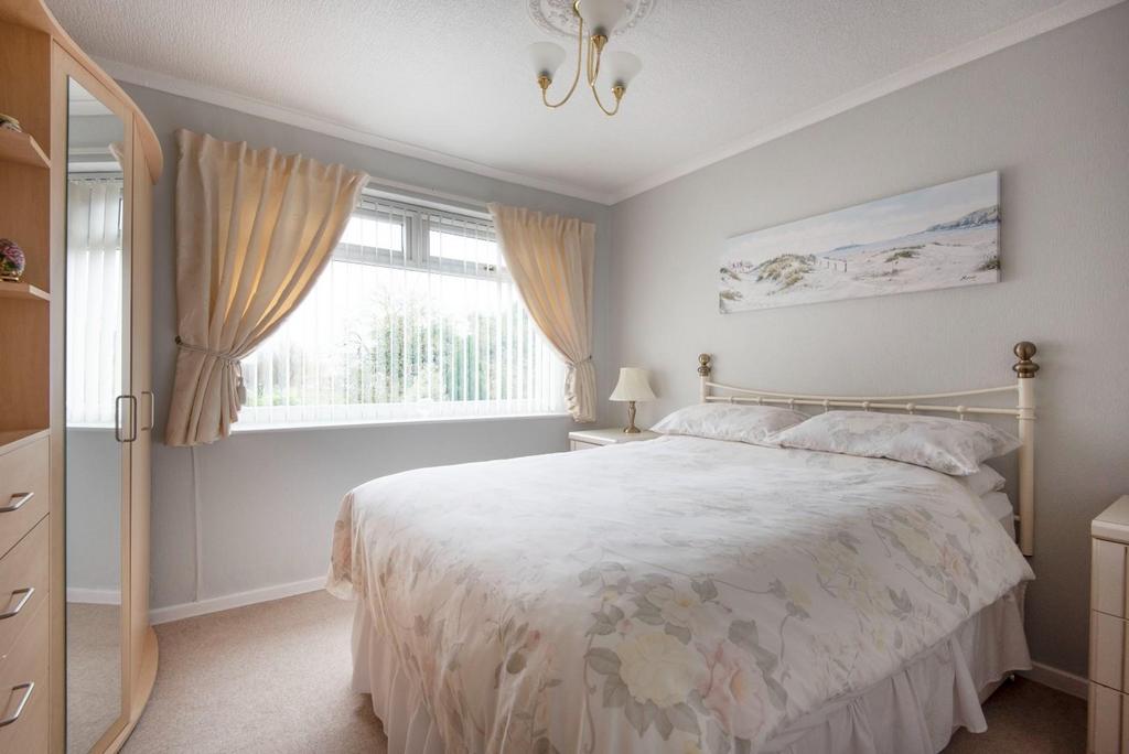 3 Ringway Ave.6.jpg