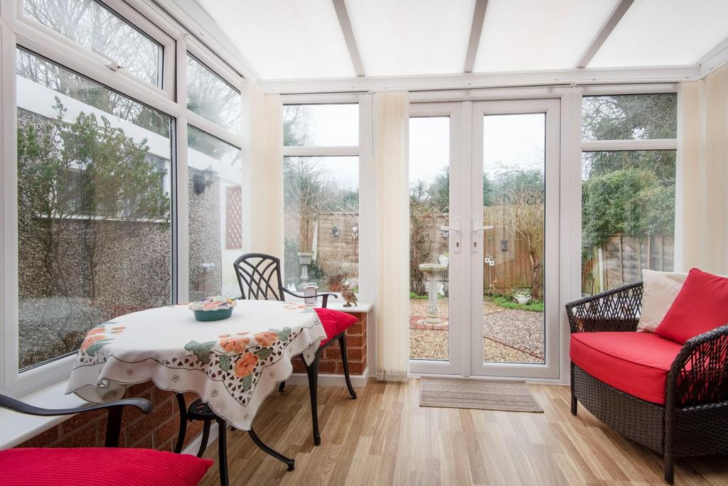 3 Ringway Ave.10.jpg