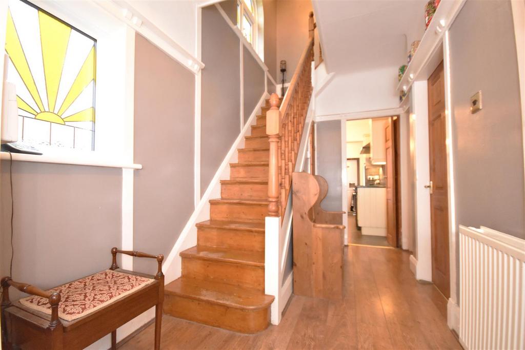 Chester Road, Whitby, Ellesmere Port 3 bed semidetached house £269,950