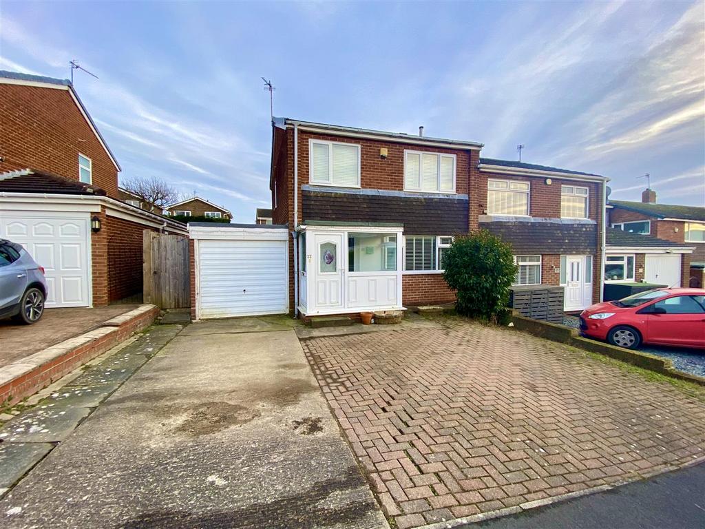 Valley View, Ushaw Moor, Durham 3 bed semidetached house for sale £