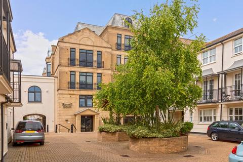2 bedroom apartment to rent, Russell Mews, Brighton