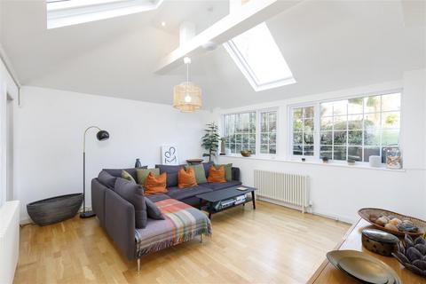 undefined, Redhill Drive, Brighton BN1