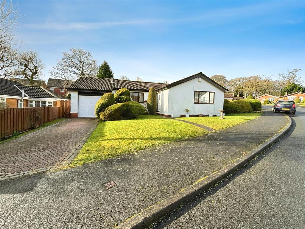Heather Lane, Crook 3 bed bungalow for sale £250,000