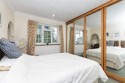 21 Ellison Road, Sidcup, DA15 8BL
