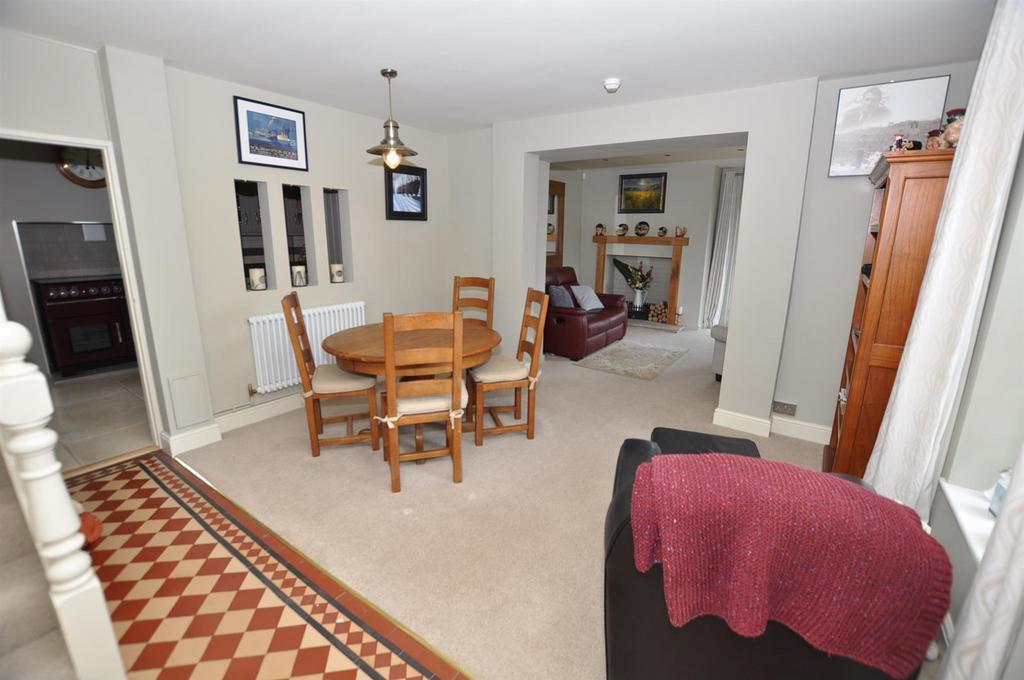 Sitting room/ drawing room