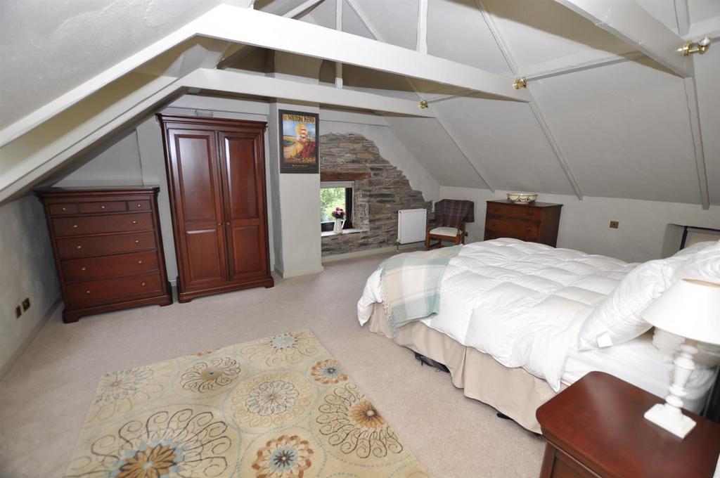 Guest bedroom first floor ( Barn)