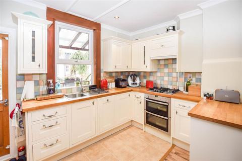 34 Boyd Road, London, SW19 2DG