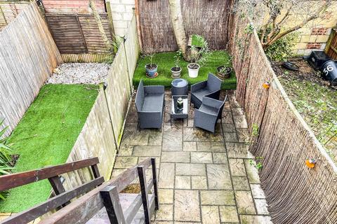 34 Boyd Road, London, SW19 2DG