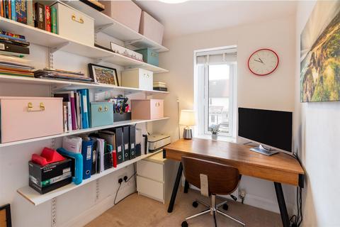 6 Bordergate, Mitcham, CR4 3JE