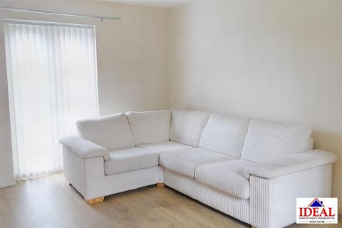 2 Fourth Avenue, Woodlands, Doncaster, DN6 7QA