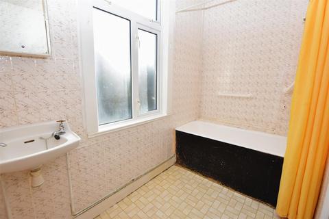19a Clarendon Road, London, SW19 2DX