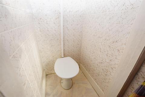 19a Clarendon Road, London, SW19 2DX