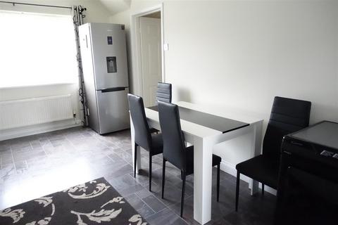 48 Lodge Road, Doncaster, DN6 8PX