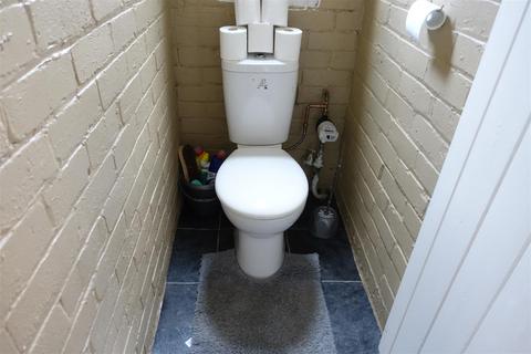 48 Lodge Road, Doncaster, DN6 8PX