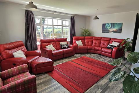The Willows Crabgate Lane, Skellow, Doncaster, DN6 8LB