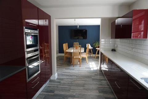 The Willows Crabgate Lane, Skellow, Doncaster, DN6 8LB