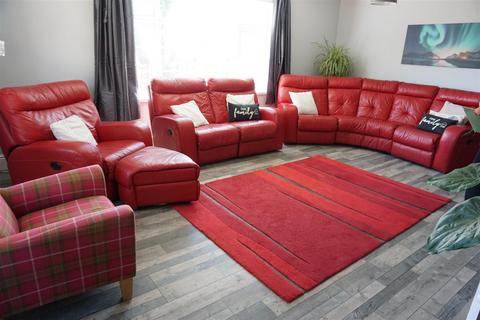 The Willows Crabgate Lane, Skellow, Doncaster, DN6 8LB