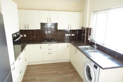 3 bedroom terraced house for sale, Watch House Lane, Doncaster