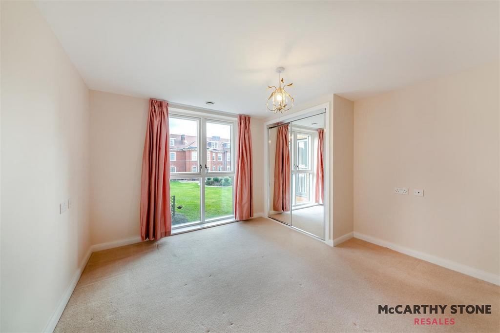 8584154-interior05.jpg