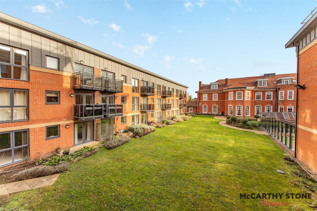 8584154-exterior02.jpg