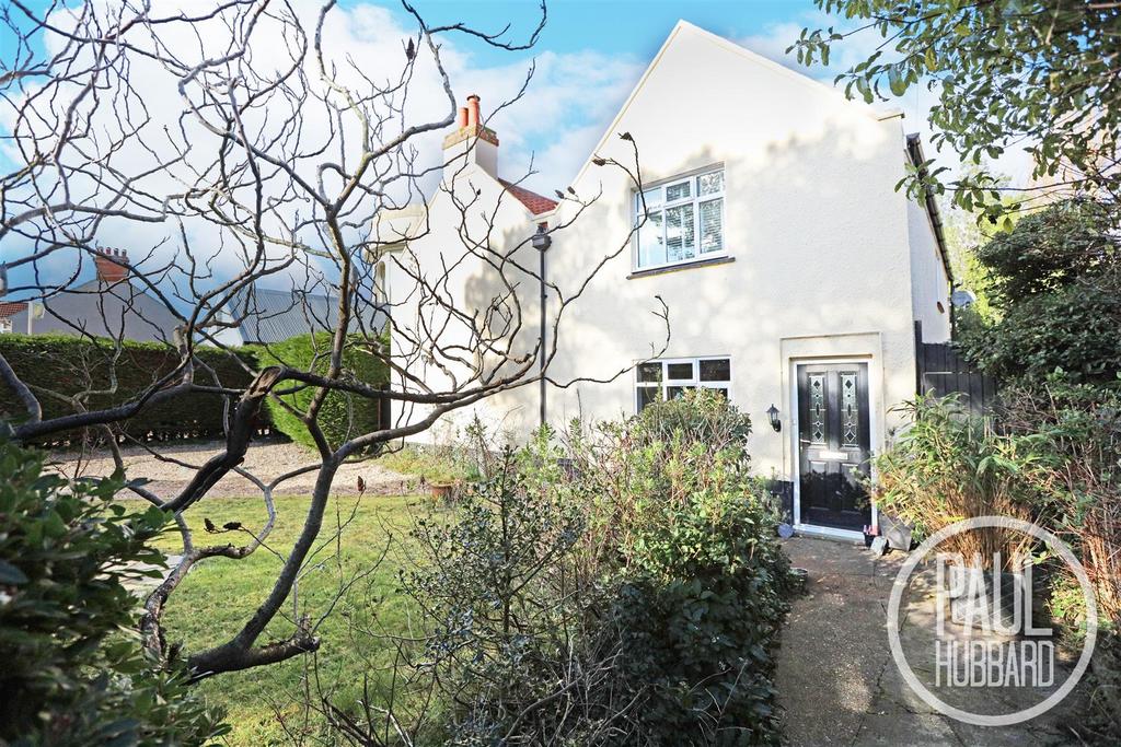 Stradbroke Road, Pakefield, NR33 5 bed detached house for sale £475,000