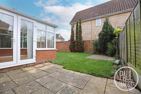 3 bedroom semi-detached house for sale, Willowbrook Close, Carlton Colville, NR33