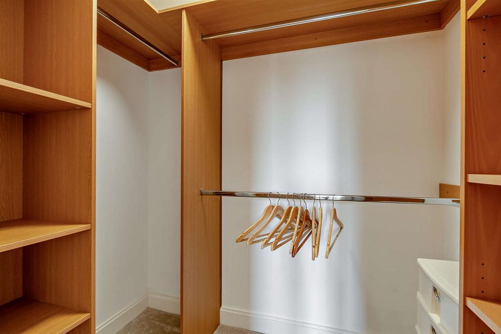 Walk in wardrobe