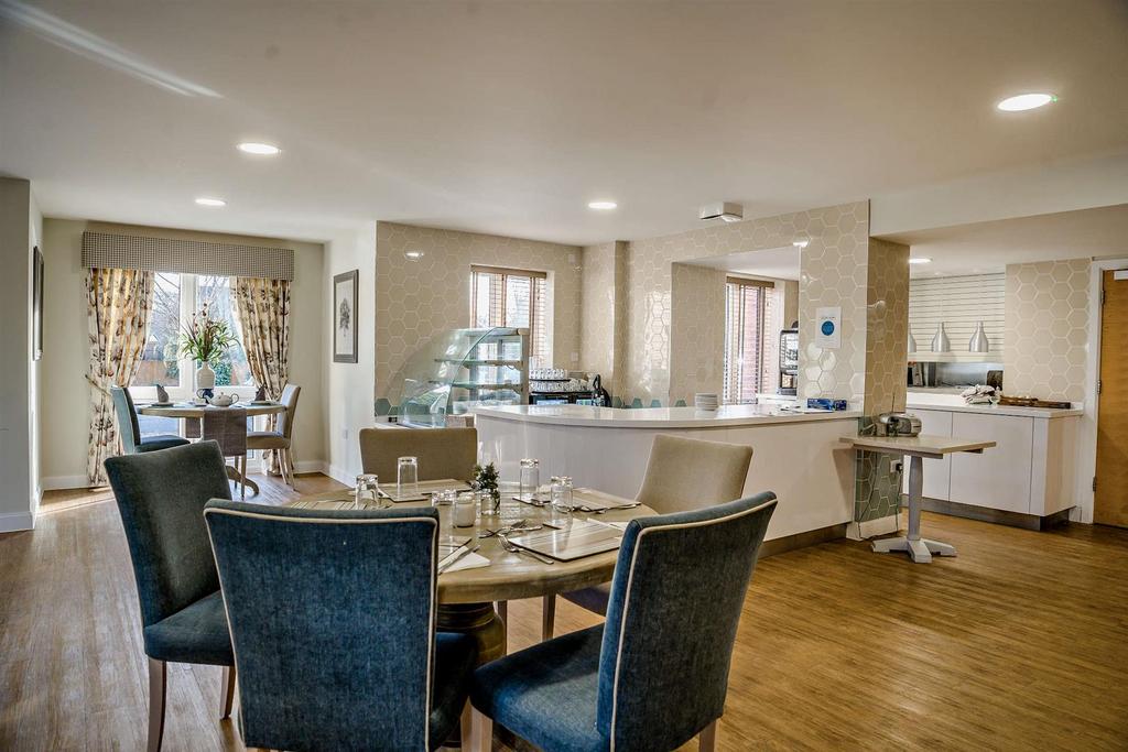 Home Owners Lounge