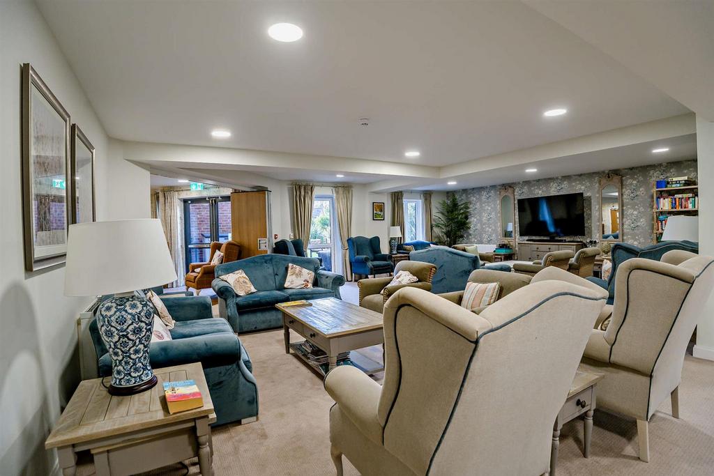 Home Owners Lounge