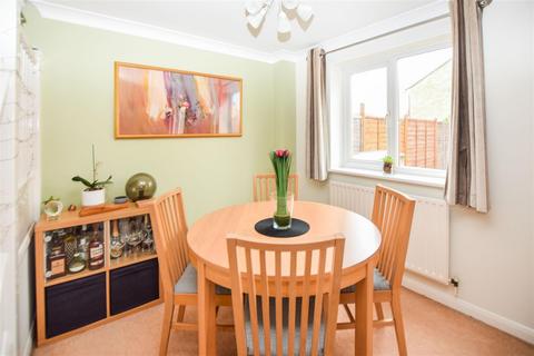 14 Veals Mead, Mitcham, CR4 3SB