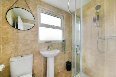 91a Boundary Road, London, SW19 2AW