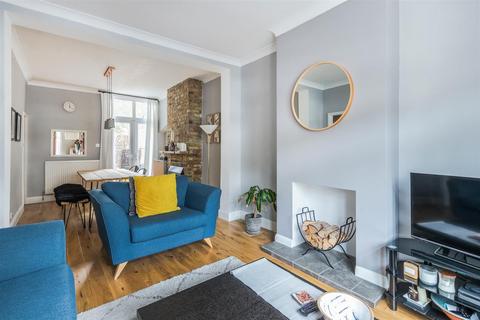 4 Devonshire Road, Colliers Wood, London, SW19 2EN
