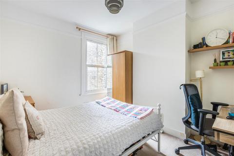 4 Devonshire Road, Colliers Wood, London, SW19 2EN