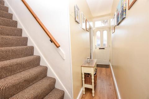 43 Miles Road, Mitcham, CR4 3DA