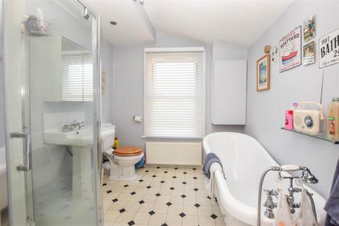 43 Miles Road, Mitcham, CR4 3DA