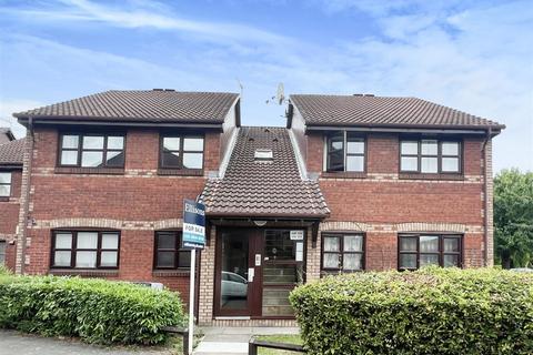 118 Lowry Crescent, Mitcham, CR4 3QU