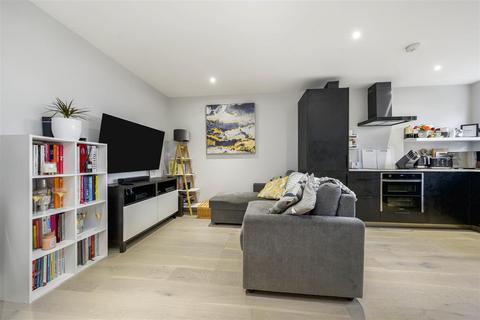 1 bedroom apartment for sale, Whitton Road, Twickenham