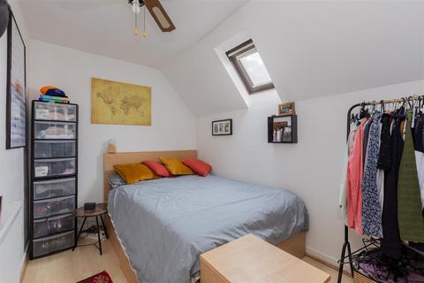 1 bedroom flat for sale - Coulson Way, Burnham
