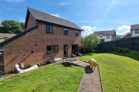3 bedroom detached house for sale, Nant Arw, Capel Hendre, Ammanford