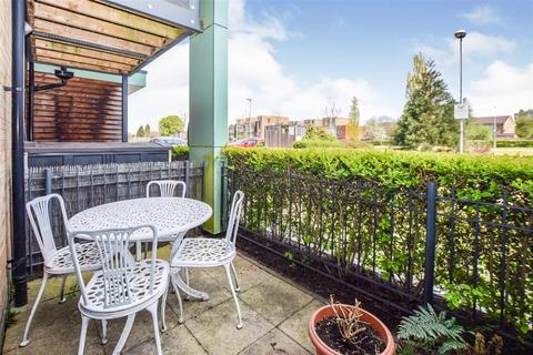 1 bedroom flat for sale, Aventine Avenue, Mitcham CR4