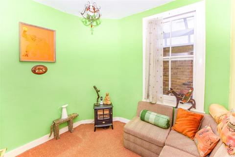 38 Boyd Road, London, SW19 2DG