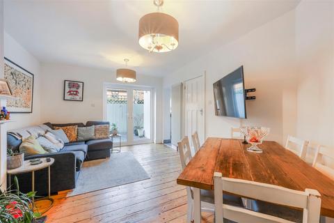45 Kimble Road, London, SW19 2AU