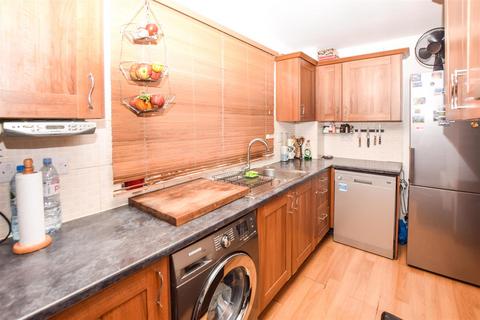 57 Sheldrick Close, London, SW19 2UQ