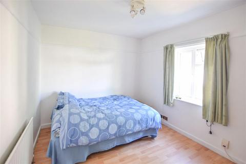 1 Biggin Avenue, Mitcham, CR4 3HN