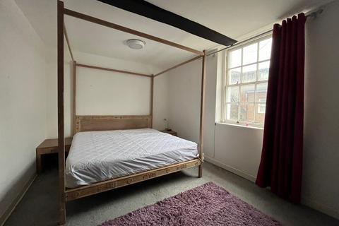 1 bedroom in a house share to rent, Room 2, 28 North Street, Ashford