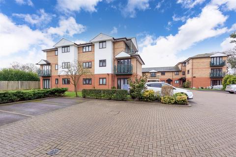 2 bedroom flat for sale - Shaftesbury Court, Ludlow Road, Maidenhead