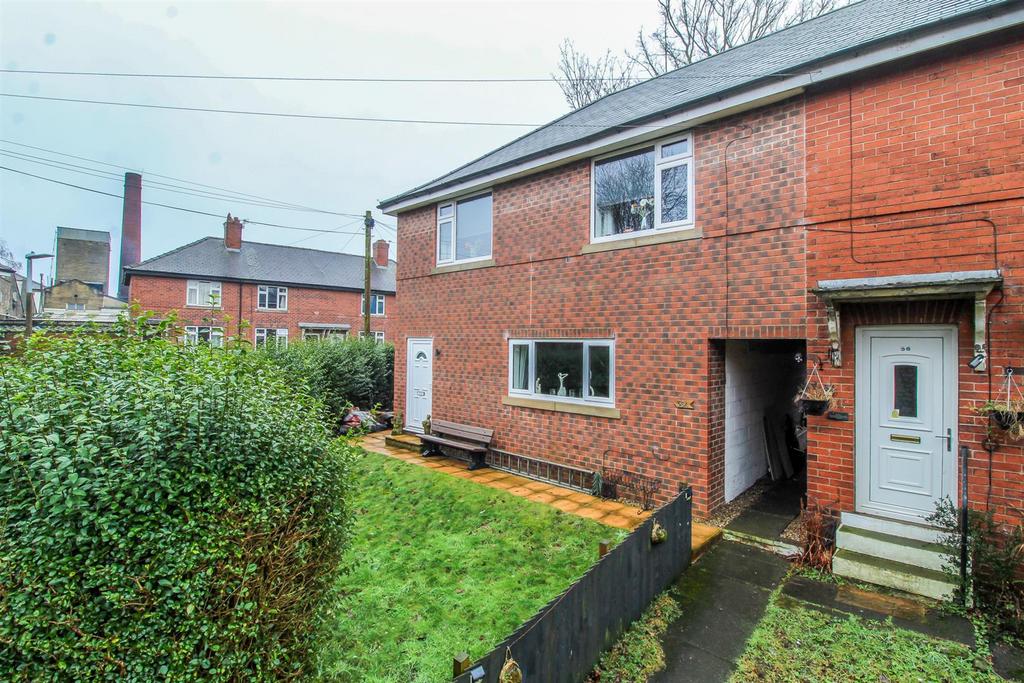 Frances Road, Dewsbury WF12 3 bed townhouse for sale £190,000