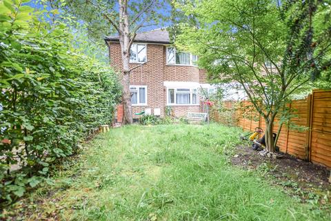 27 Windsor Avenue, London, SW19 2RR