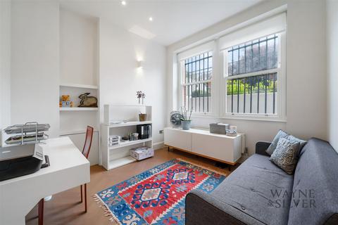 1 bedroom flat to rent, Maresfield Gardens, Hampstead, NW3